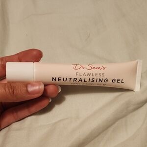 Dr Sam's Flawless Neutralising Gel